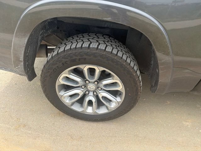 Used 2020 RAM 1500 Laramie w/ Sport Appearance Package AWD/4WD image 2