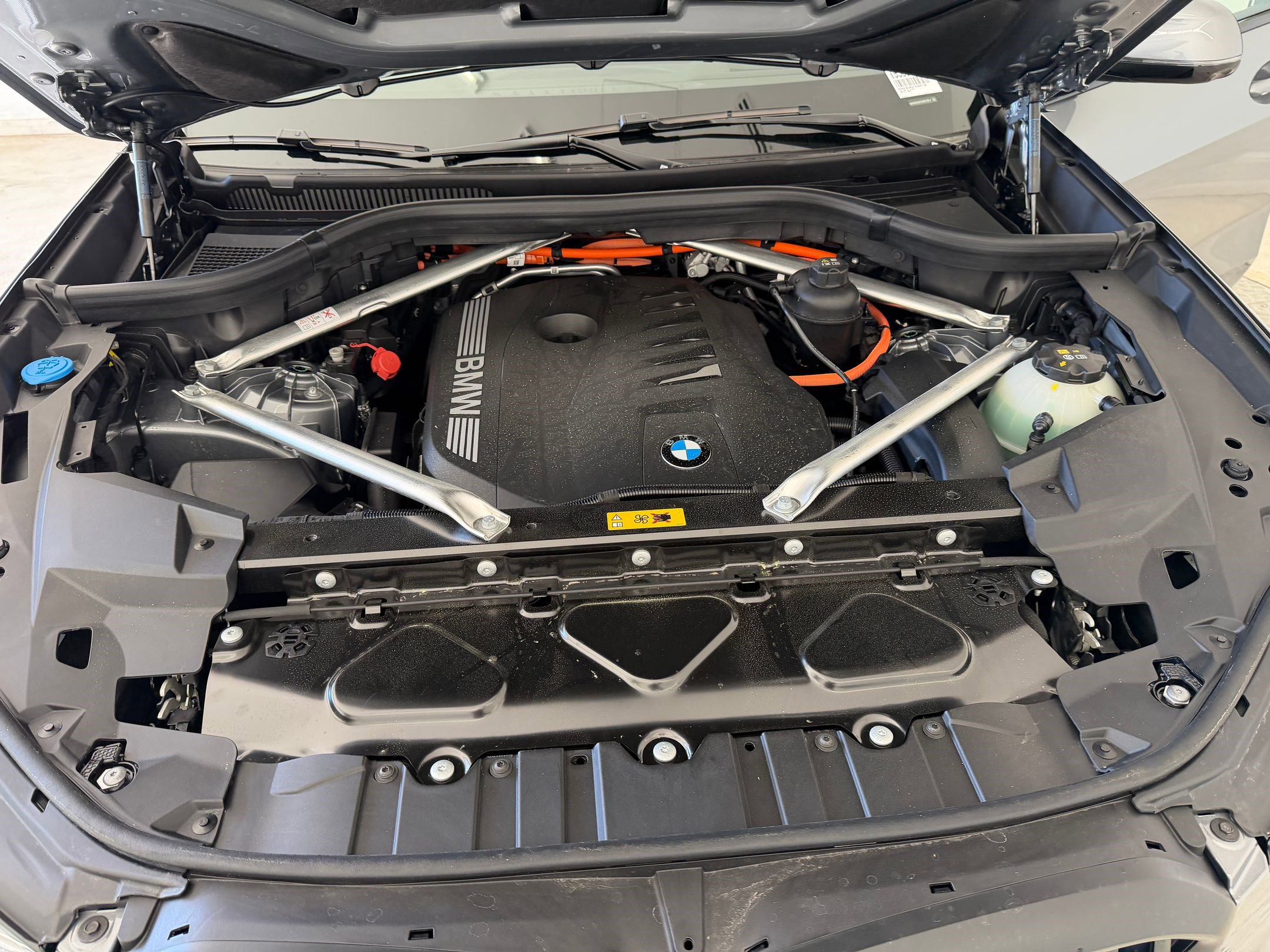 New 2026 BMW X5 xDrive50e w/ M Sport Package image 31