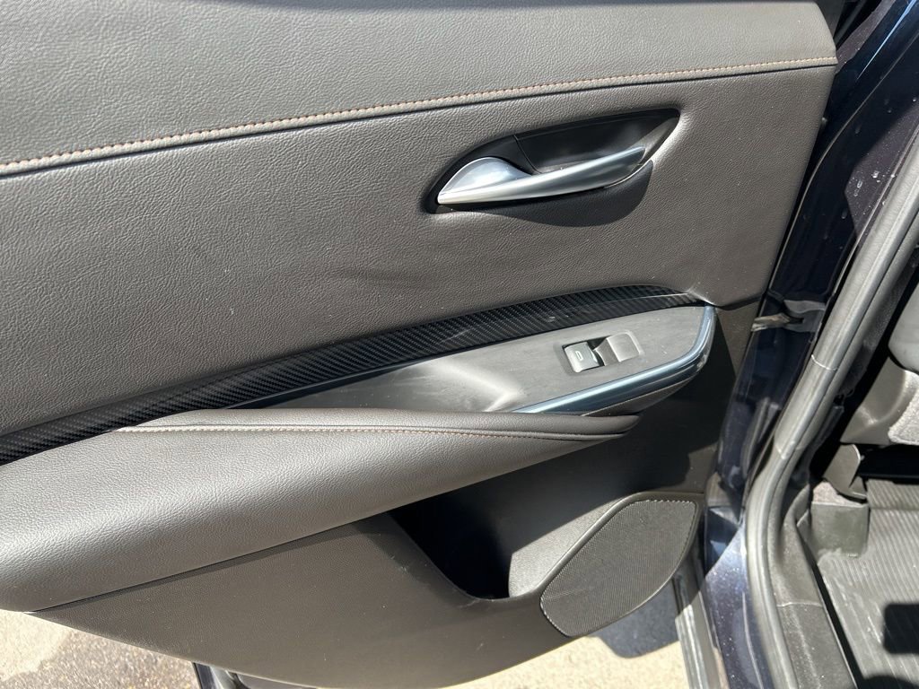 Used 2023 Cadillac XT4 Sport AWD/4WD image 34