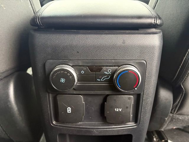 Used 2021 Ford Explorer XLT image 30