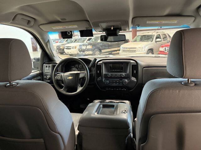 Used 2015 Chevrolet Silverado 3500 W/T w/ WT Convenience Package AWD/4WD image 17