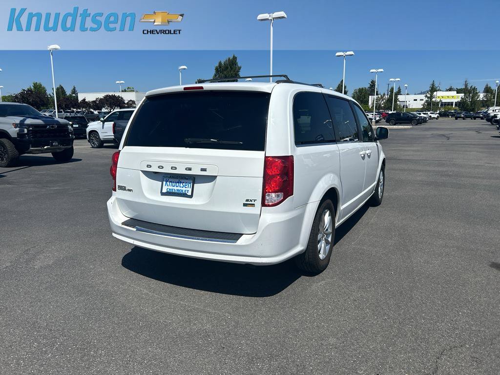 Used 2018 Dodge Grand Caravan SXT FWD image 7