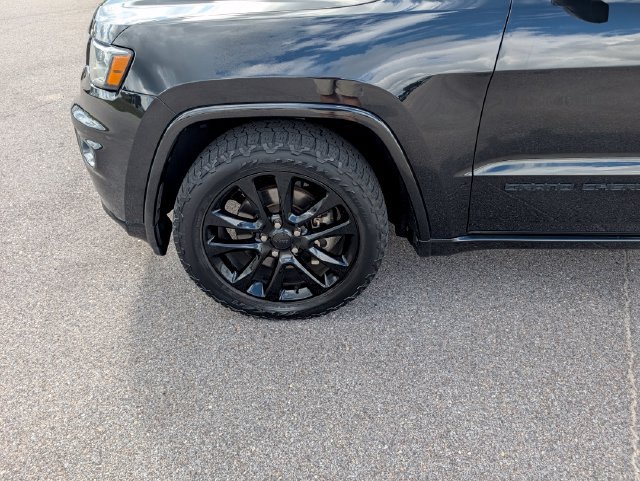 Used 2021 Jeep Grand Cherokee Laredo X RWD image 27