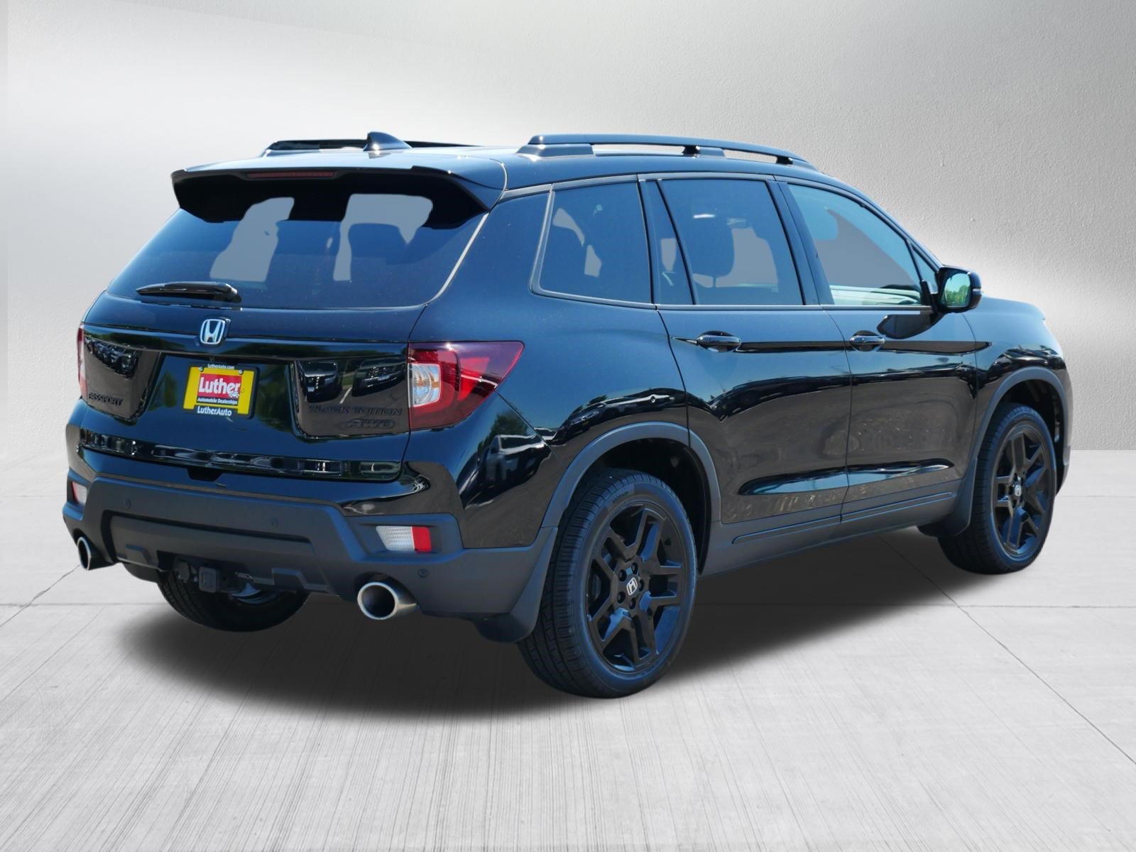 Used 2024 Honda Passport Black Edition image 7