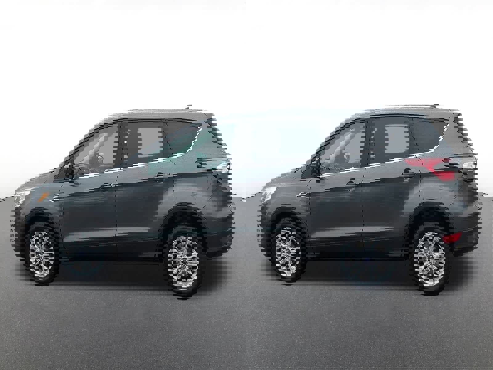 Used 2017 Ford Escape SE image 3