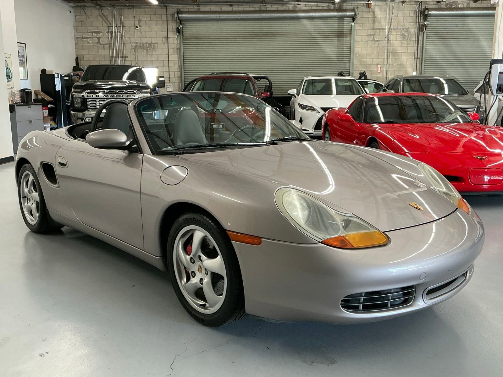 Used 2002 Porsche Boxster S image 36