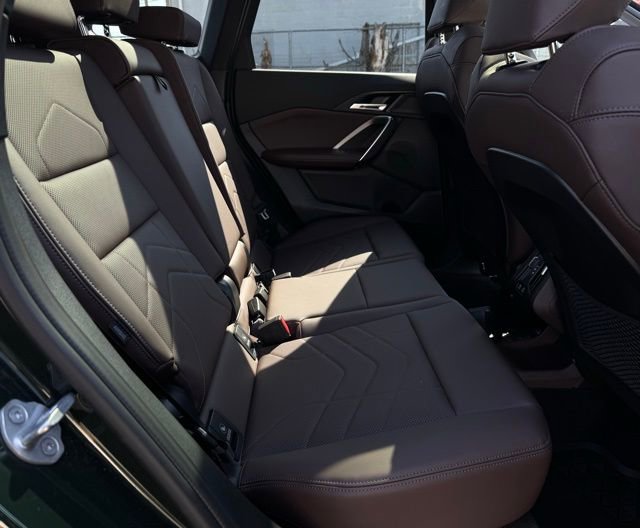 Used 2024 BMW X1 xDrive28i w/ Technology Package image 11