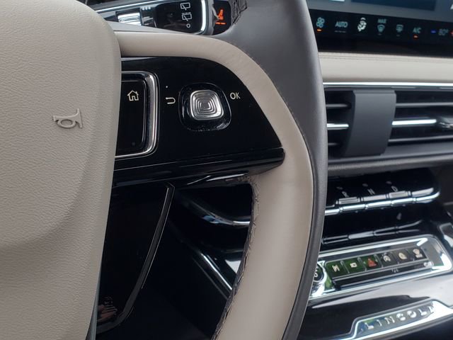 Certified 2024 Lincoln Corsair Reserve w/ Equipment Group 201A image 17