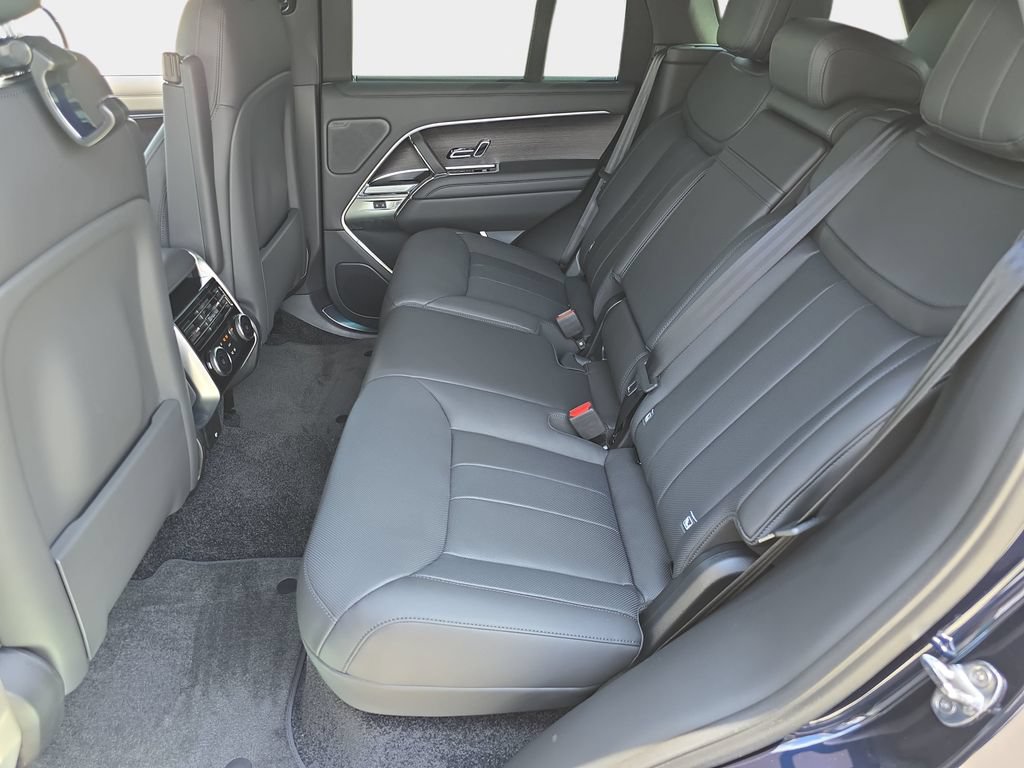 New 2026 Land Rover Range Rover SE AWD/4WD image 16