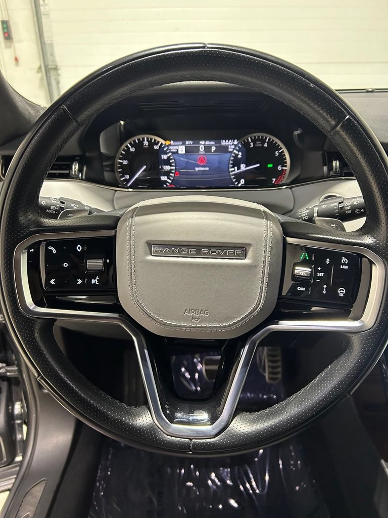 Used 2023 Land Rover Range Rover Evoque R-Dynamic SE AWD/4WD image 15
