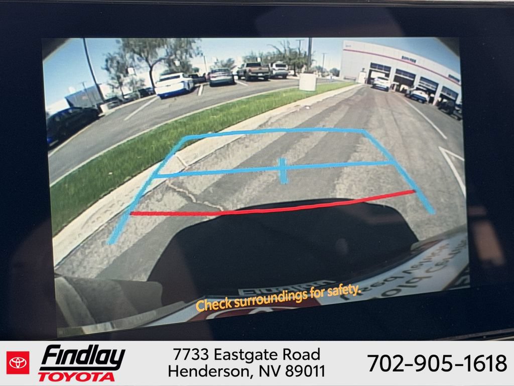 Certified 2026 Toyota Sienna XLE FWD image 26