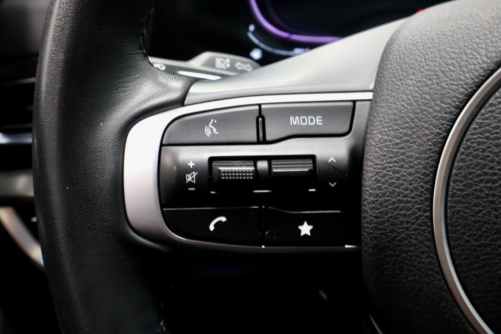 Used 2023 Kia Sportage EX image 28