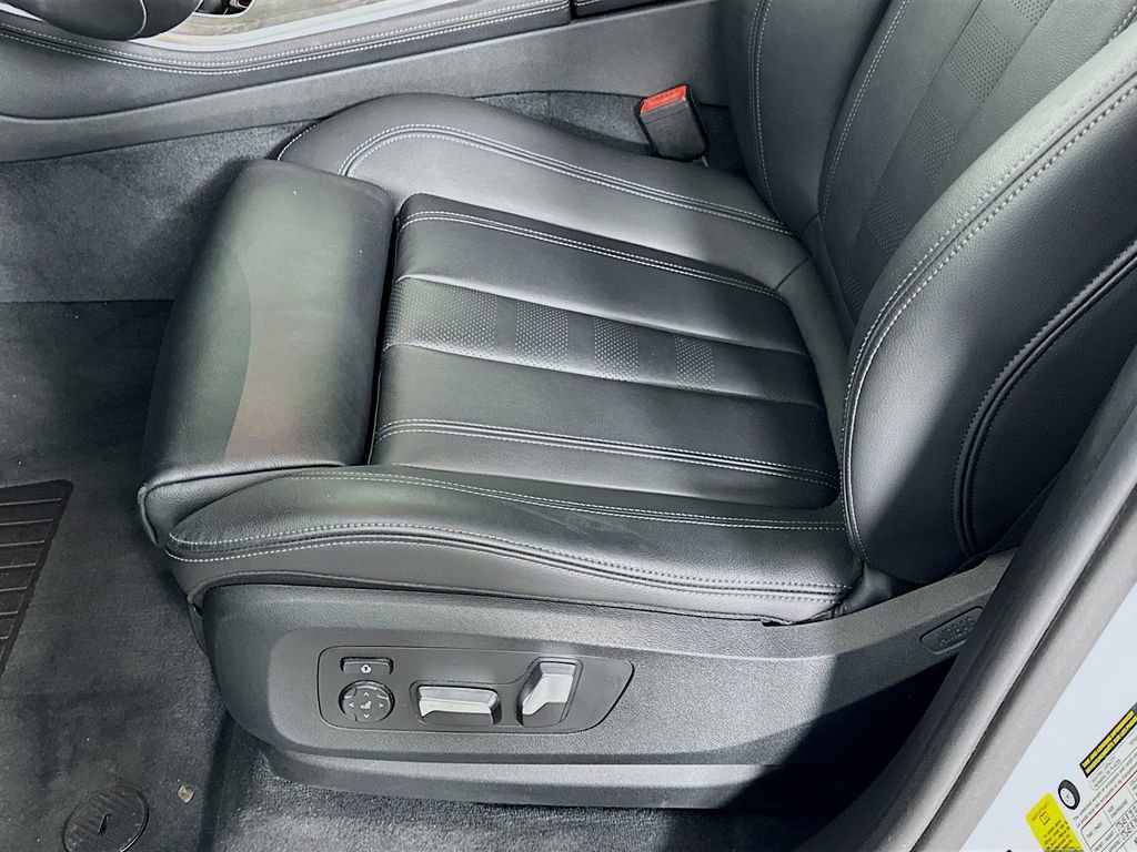 Used 2019 BMW X5 xDrive40i w/ M Sport Package image 20