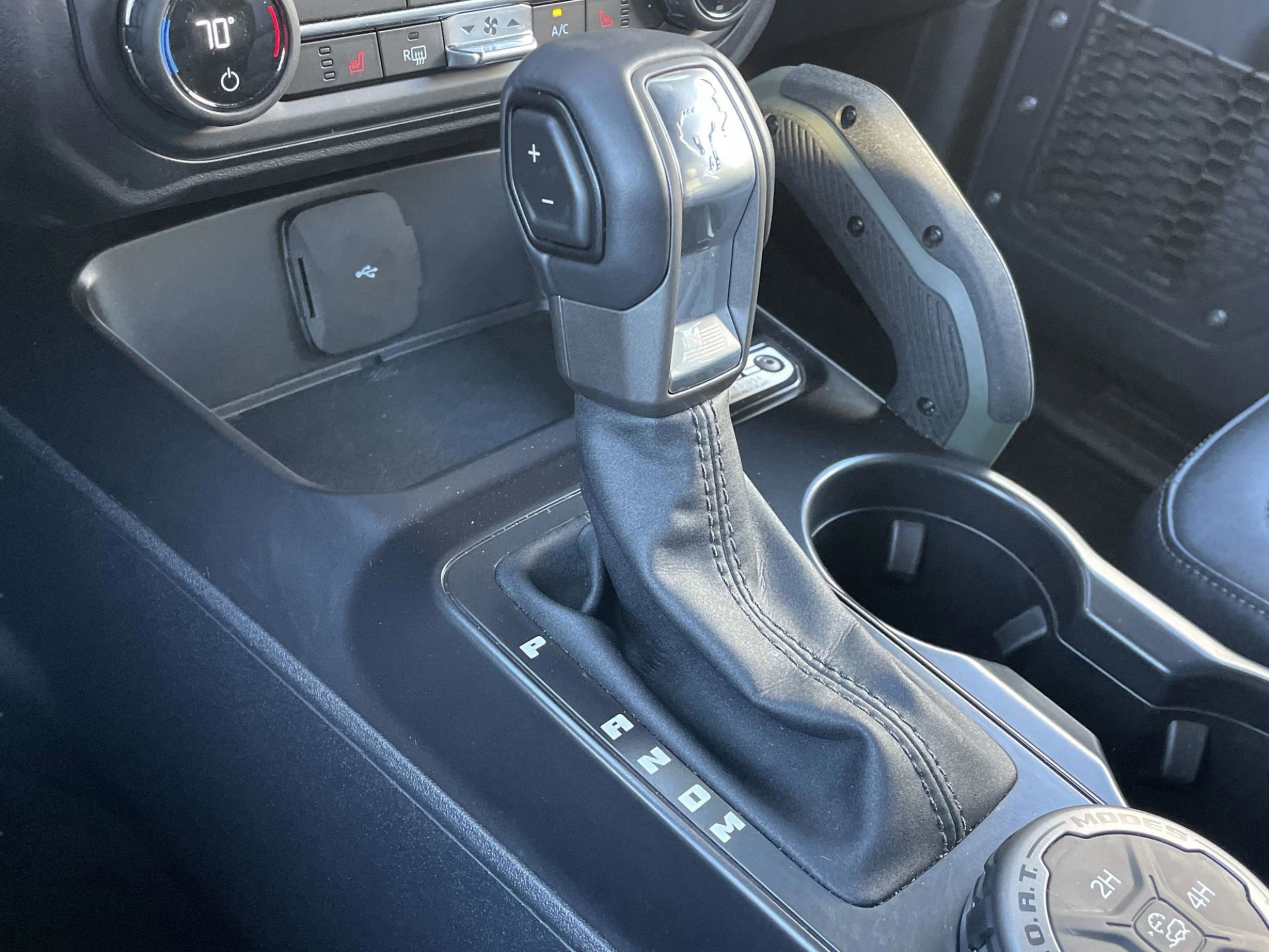 Used 2024 Ford Bronco Everglades image 18