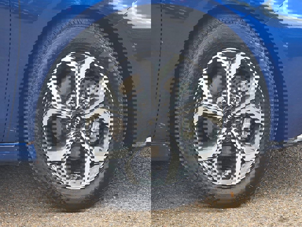 Used 2021 Kia Forte LXS image 28