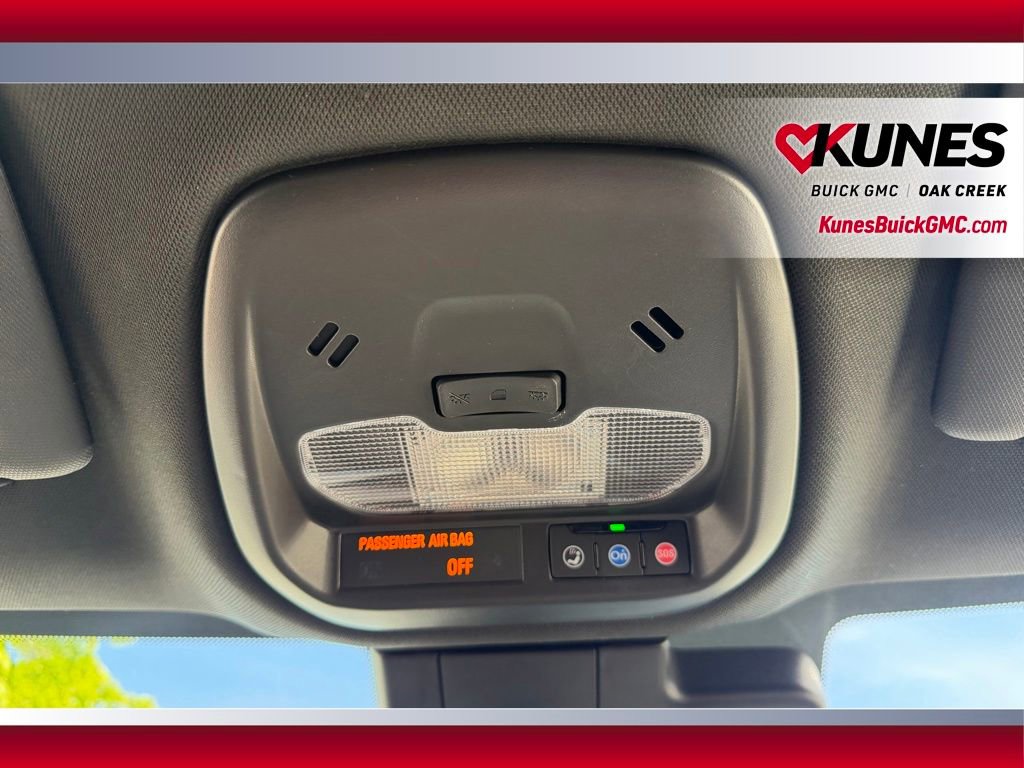 Used 2025 Buick Envista Sport Touring w/ Convenience I Package FWD image 21