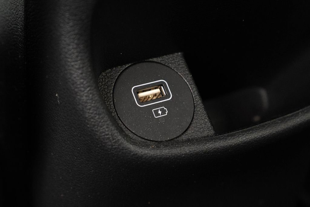 Used 2023 Hyundai Kona SEL image 28