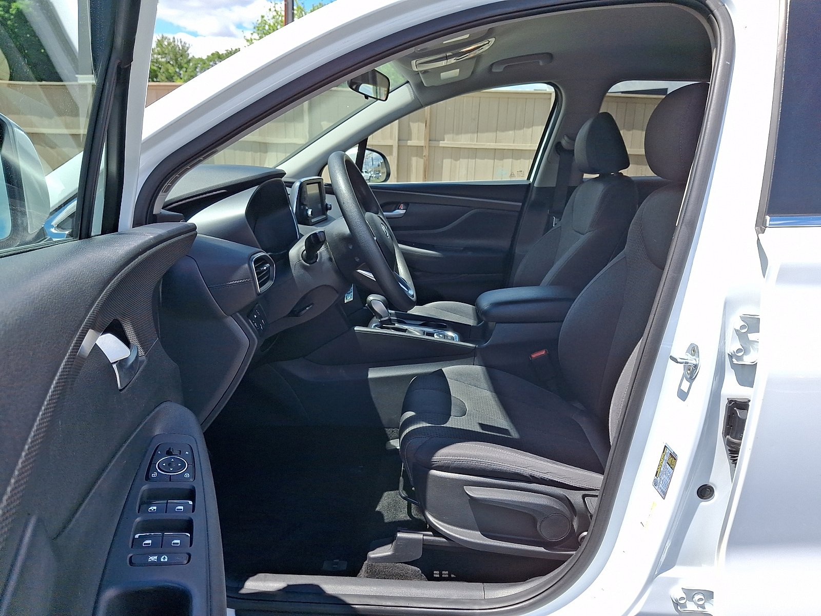 Used 2019 Hyundai Santa Fe SE AWD/4WD image 15
