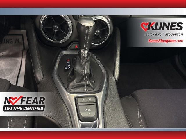 Used 2018 Chevrolet Camaro LT image 15