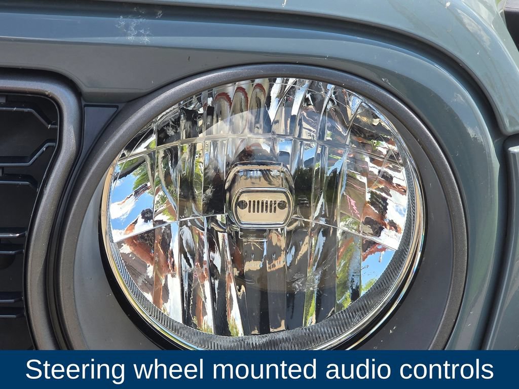 Used 2024 Jeep Wrangler Unlimited Sport AWD/4WD image 9