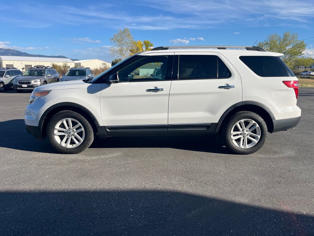 Used 2014 Ford Explorer XLT AWD/4WD image 7
