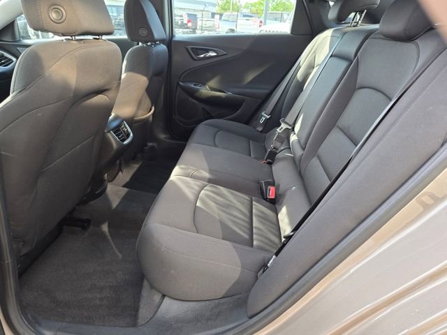 Used 2023 Chevrolet Malibu LT FWD image 31