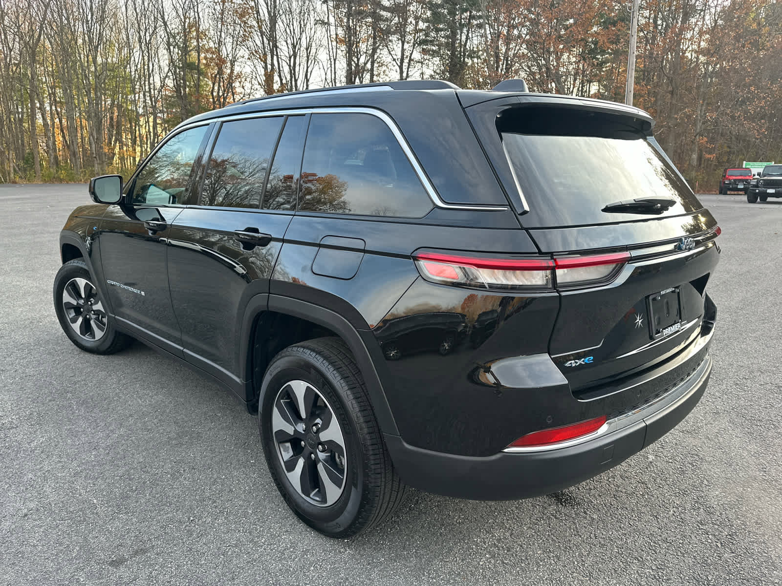 Used 2023 Jeep Grand Cherokee 4WD 4xe image 8