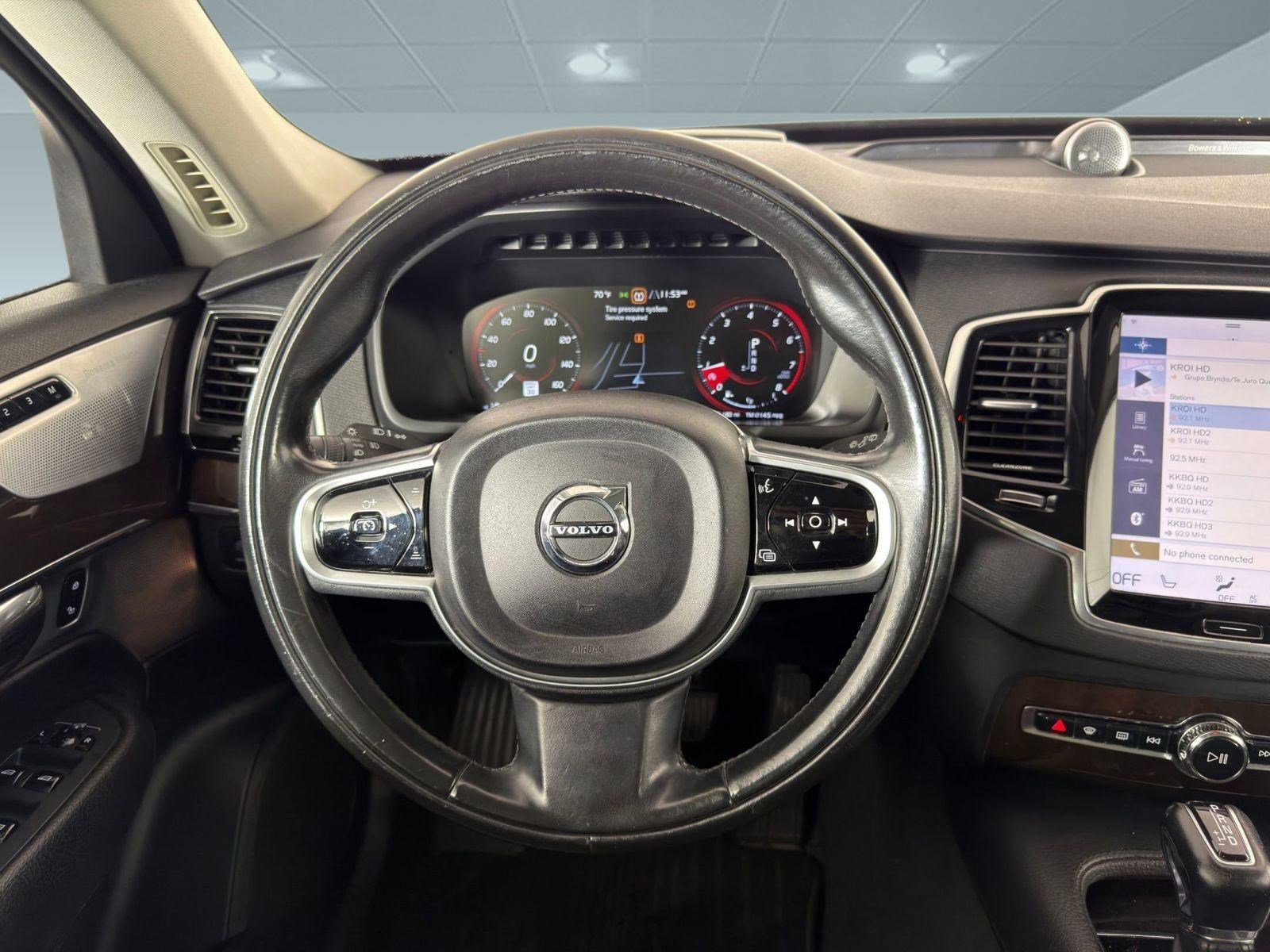 Used 2016 Volvo XC90 T6 Momentum w/ Momentum Plus Package image 28