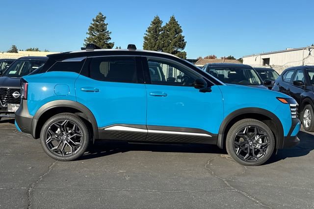 New 2026 Nissan Kicks SR image 3