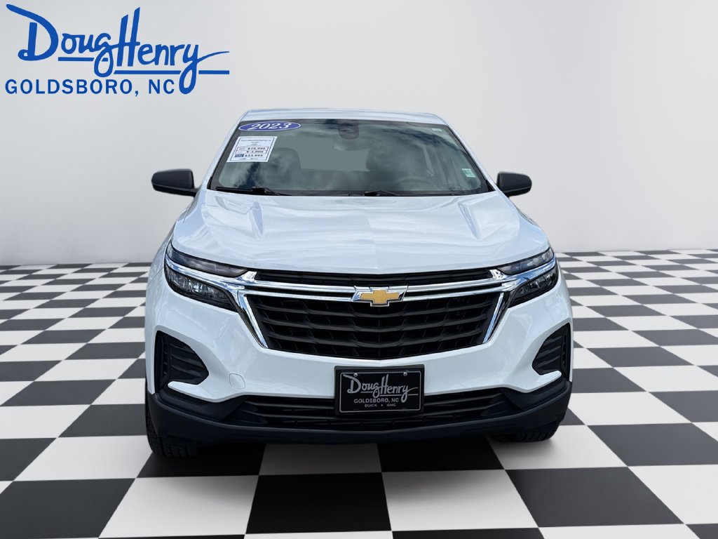 Used 2023 Chevrolet Equinox LS w/ LPO, Floor Liner Package AWD/4WD image 8