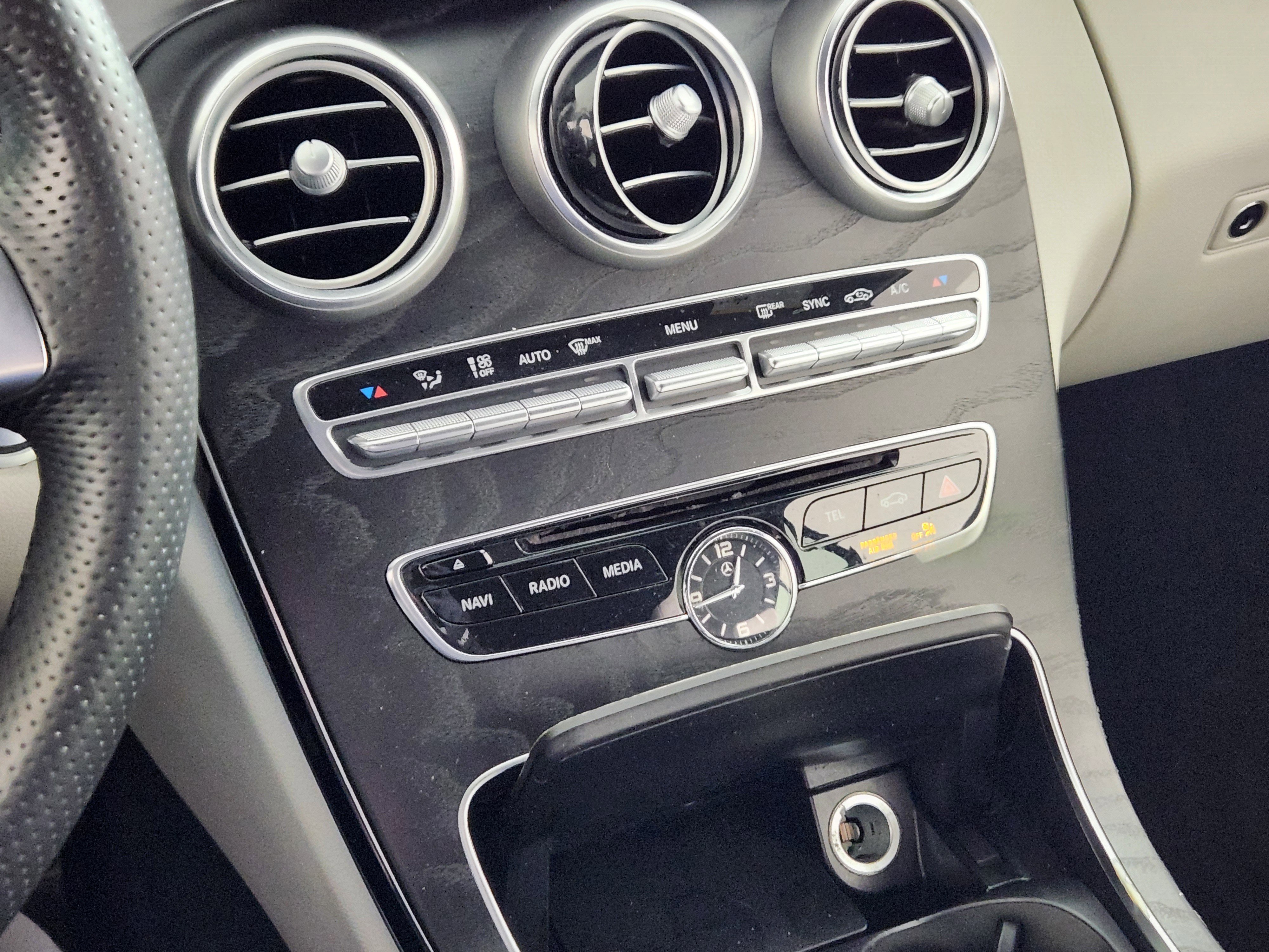 Used 2017 Mercedes-Benz C 300 4MATIC Cabriolet image 24