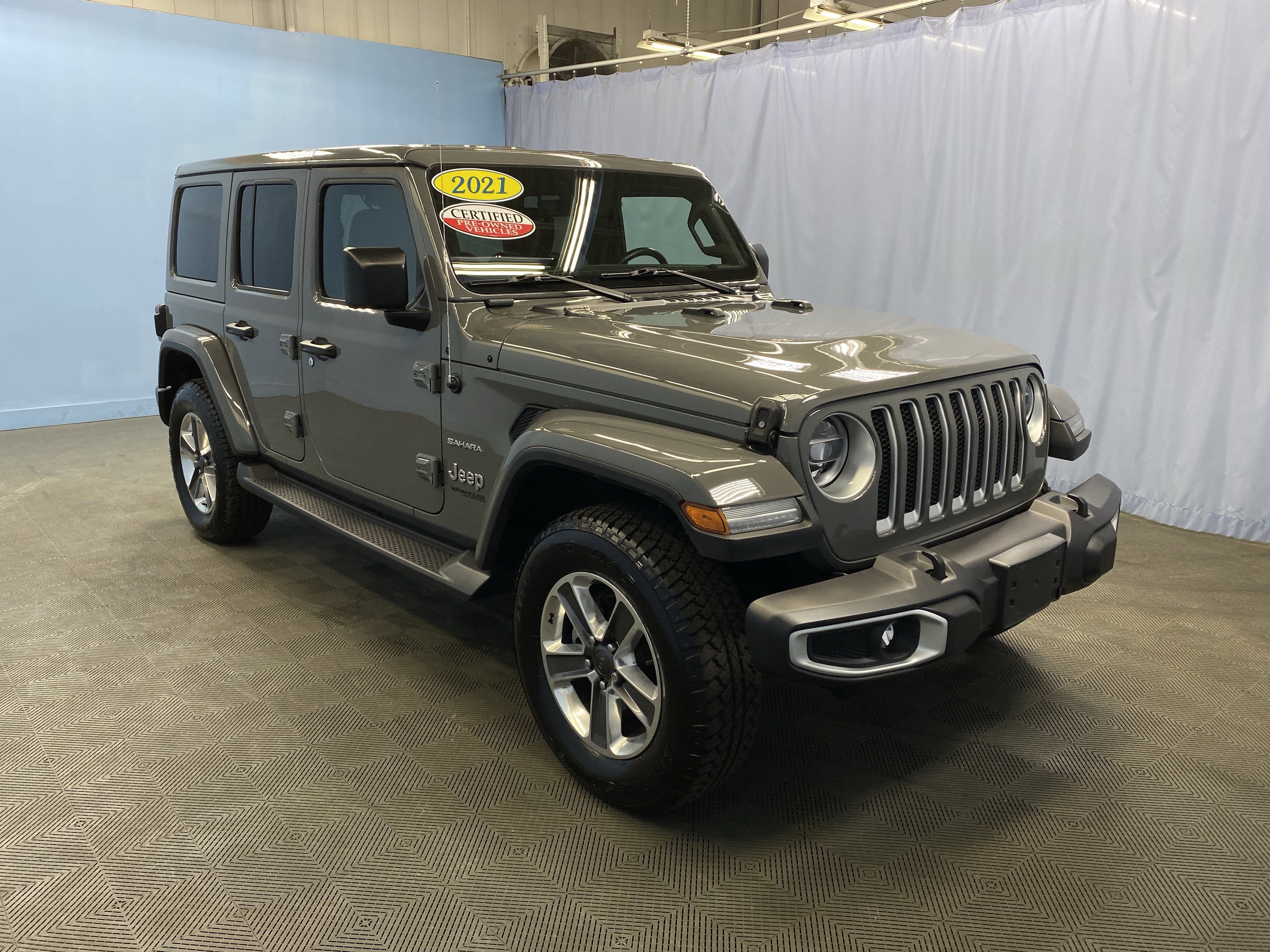 Used 2021 Jeep Wrangler Unlimited Sahara image 1