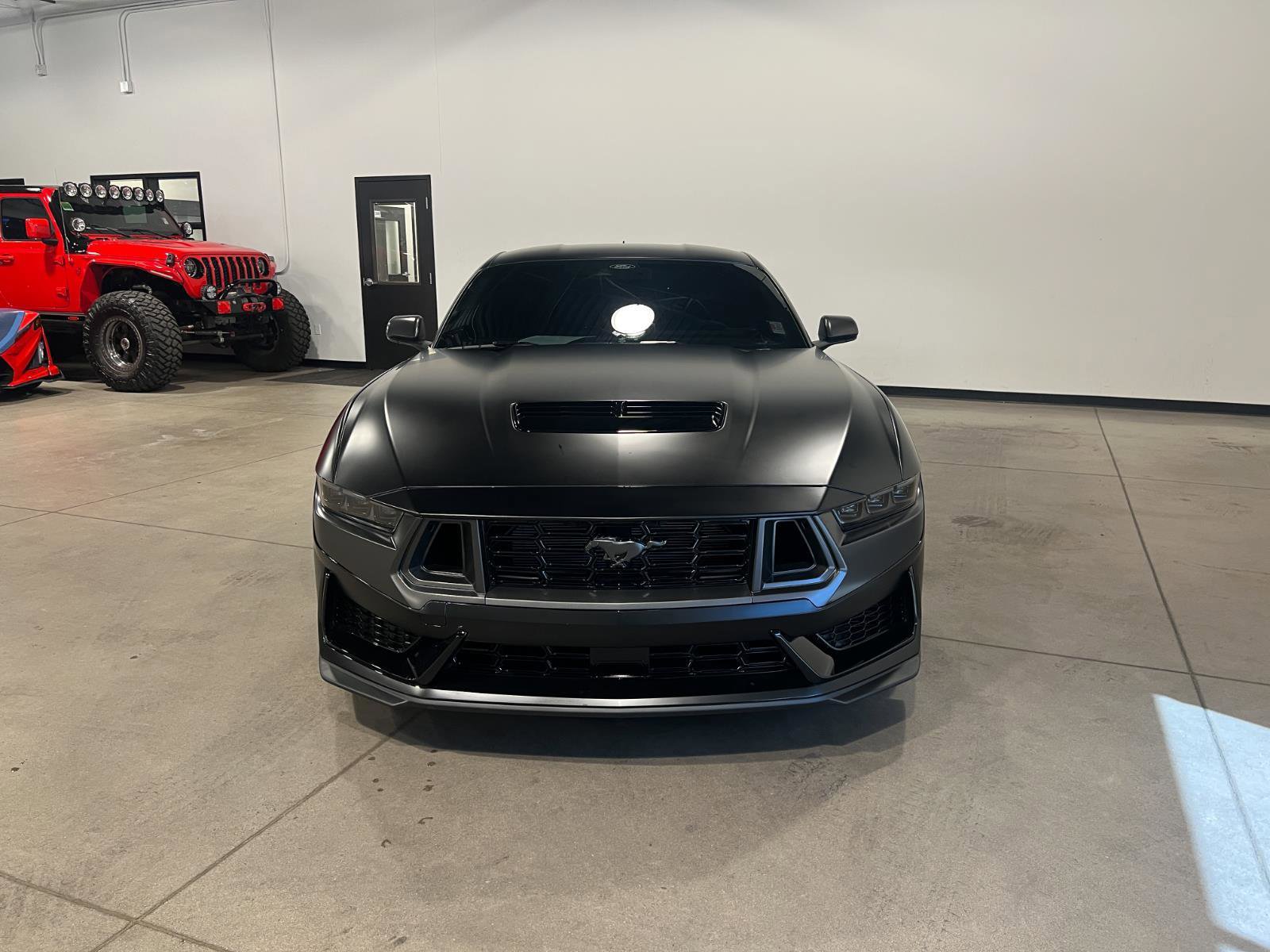 Used 2025 Ford Mustang Dark Horse image 8