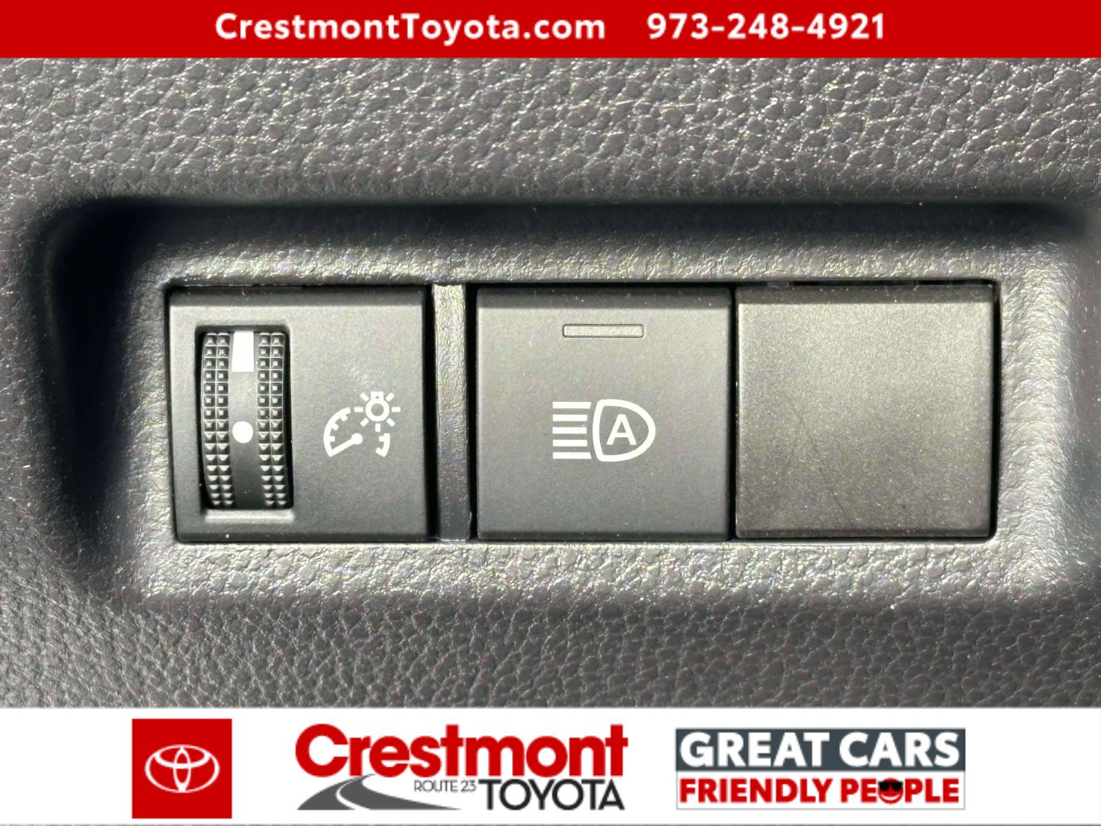 Certified 2025 Toyota RAV4 XLE image 18