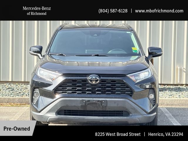 Used 2020 Toyota RAV4 XLE image 10