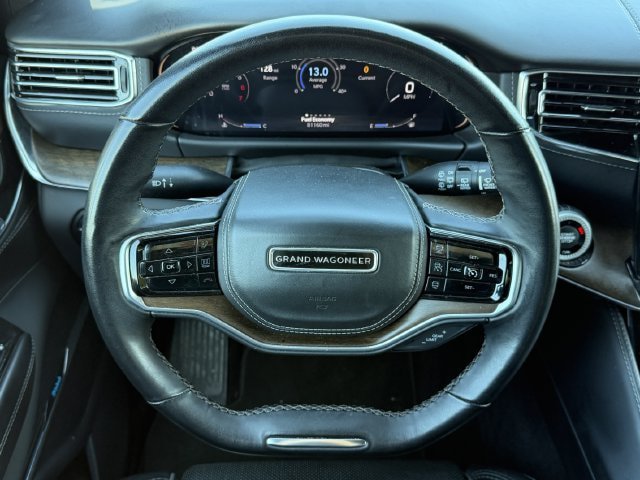Used 2023 Jeep Grand Wagoneer L Series II AWD/4WD image 13