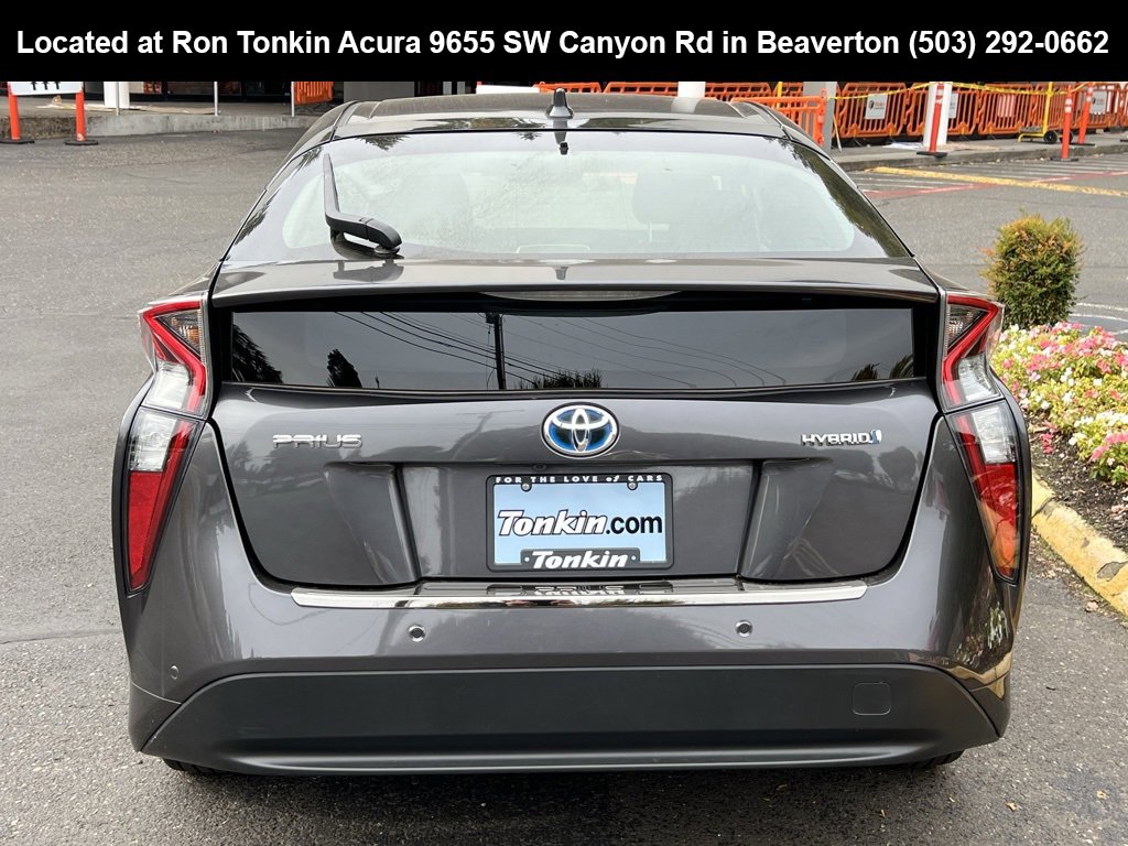 Used 2017 Toyota Prius Four image 7