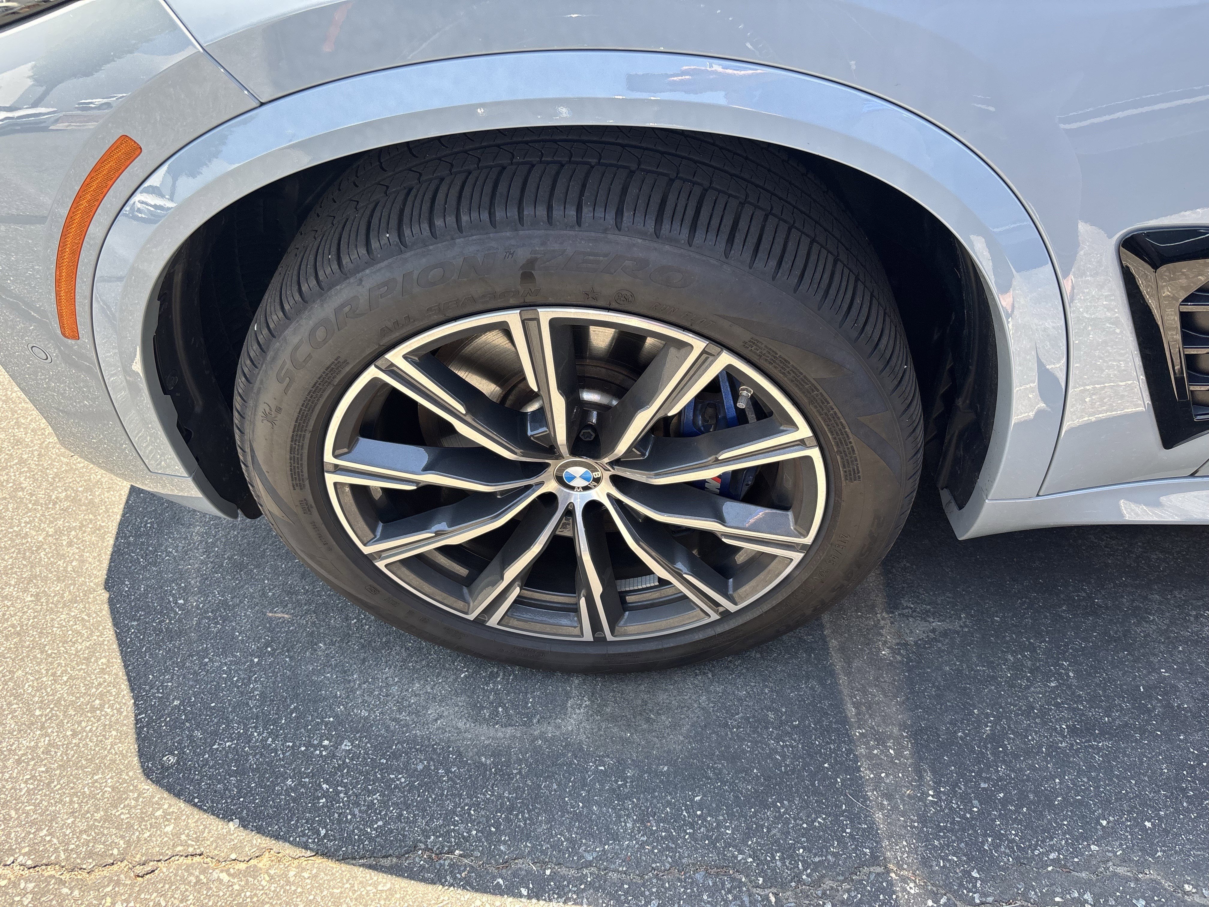 Certified 2025 BMW X5 M60i AWD/4WD image 29