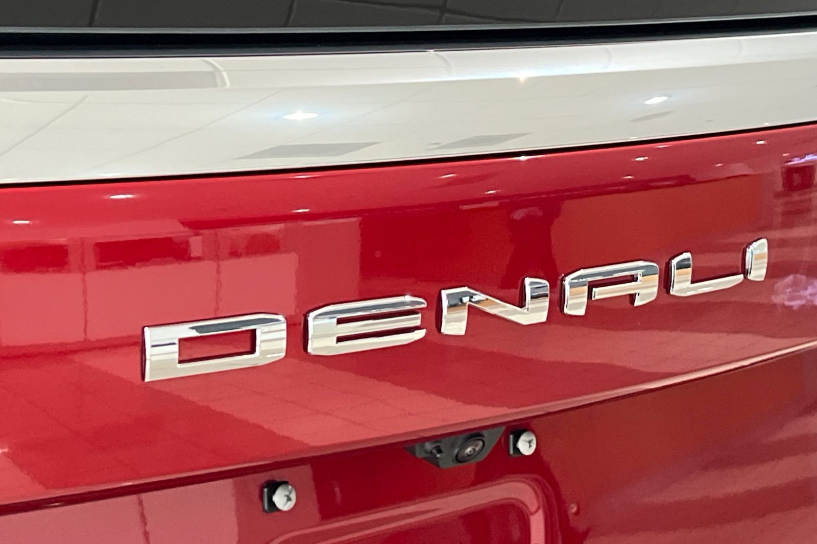 New 2026 GMC Yukon Denali w/ Sun & Power Step Package image 7