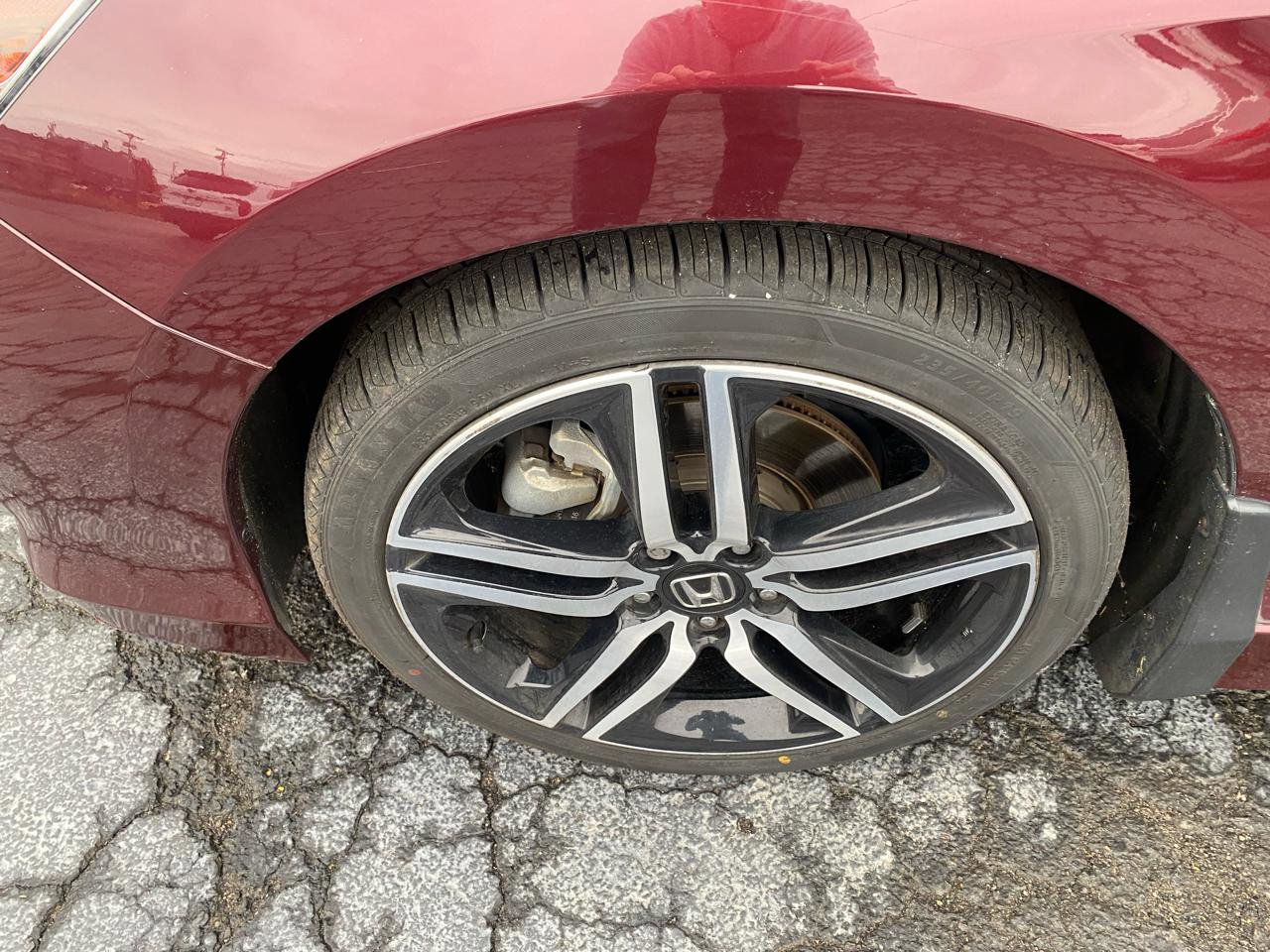 Used 2017 Honda Accord Touring image 4