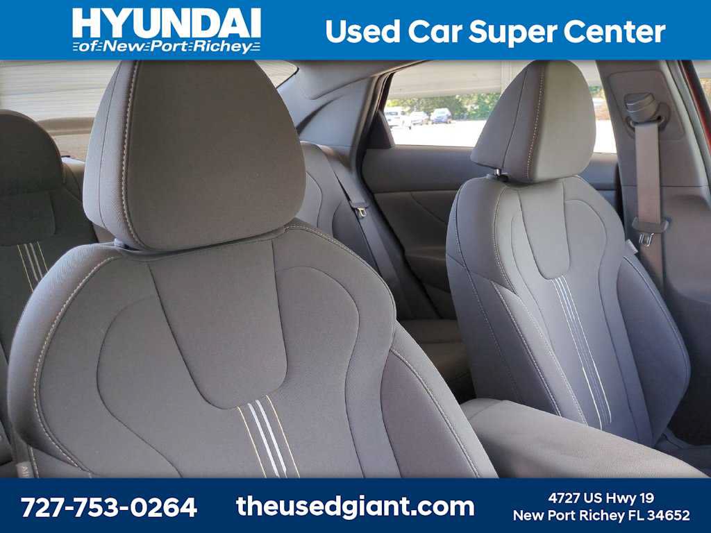 Used 2022 Hyundai Elantra Blue w/ Cargo Package FWD image 6