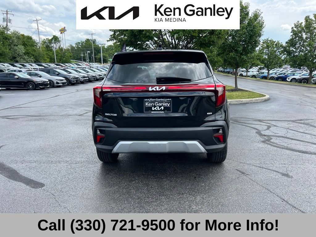 Certified 2024 Kia Seltos LX AWD/4WD image 12