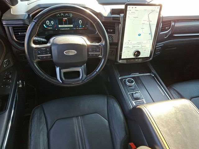 Used 2022 Ford Expedition Max Platinum image 2