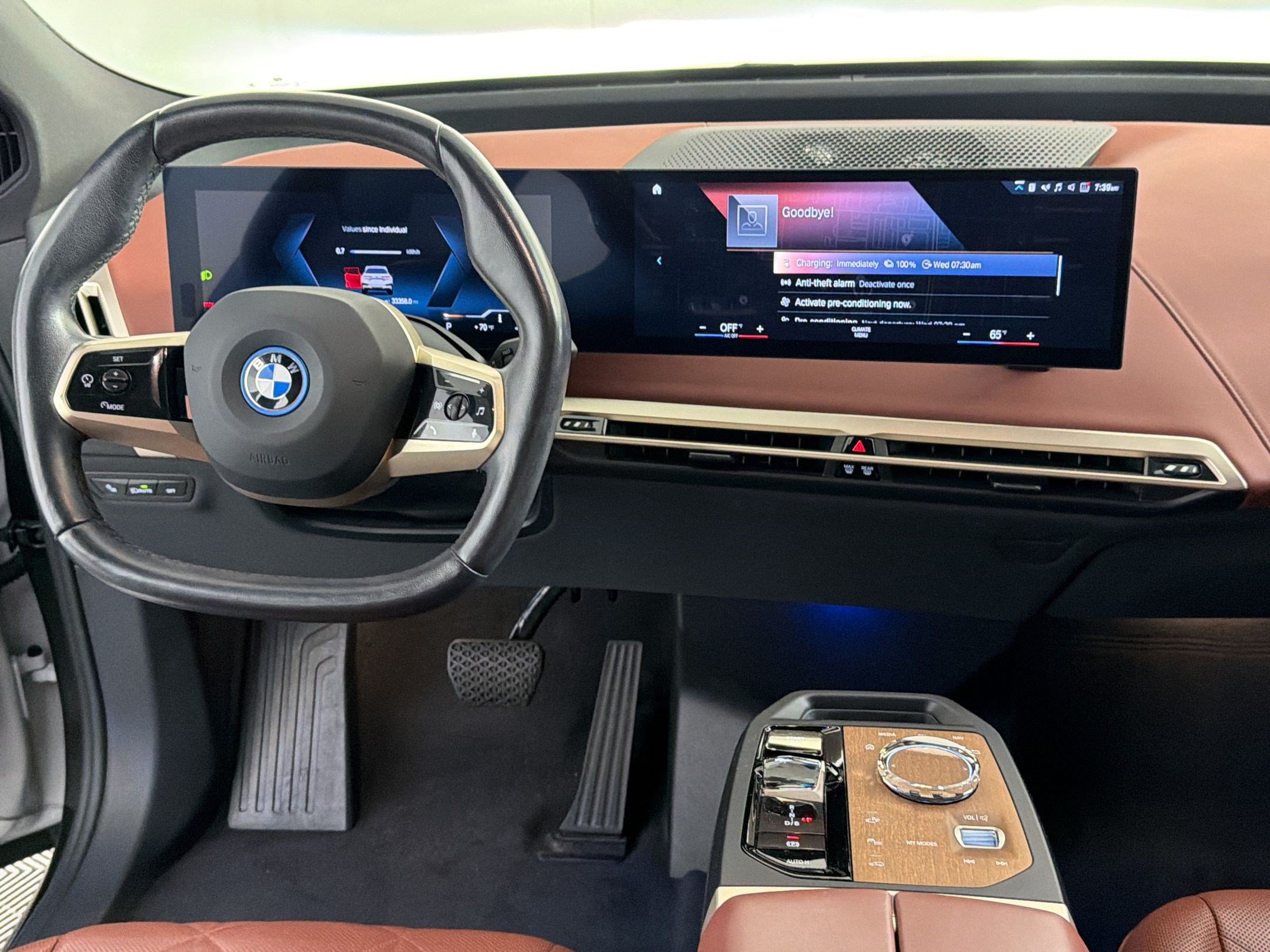 Certified 2023 BMW iX M60 w/ Executive Package AWD/4WD image 28