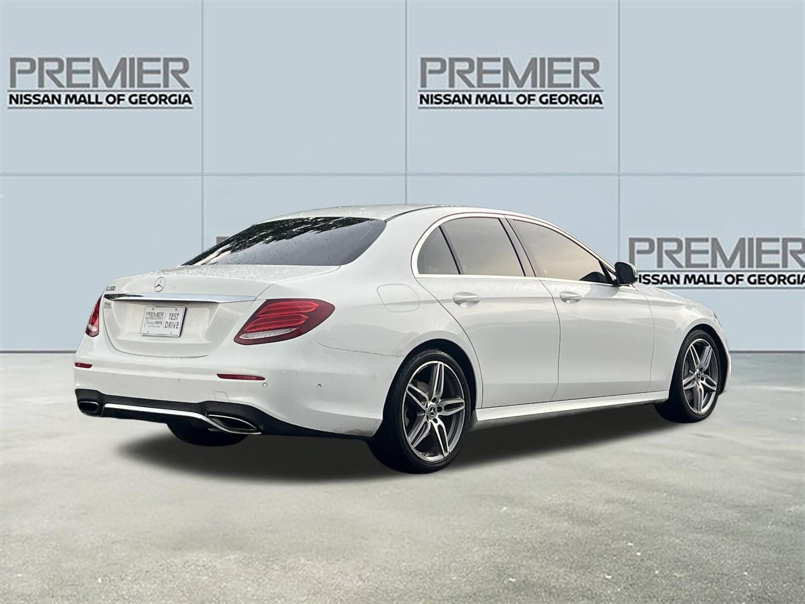 Used 2018 Mercedes-Benz E 300 image 24