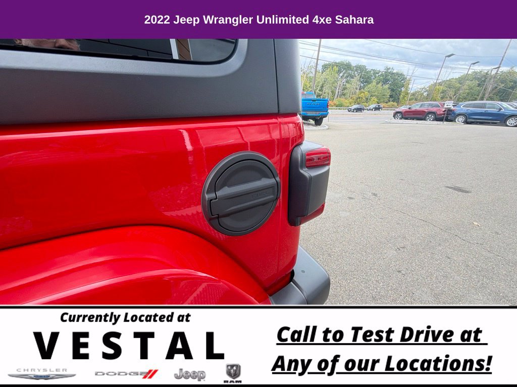 Used 2022 Jeep Wrangler Unlimited Sahara AWD/4WD image 19