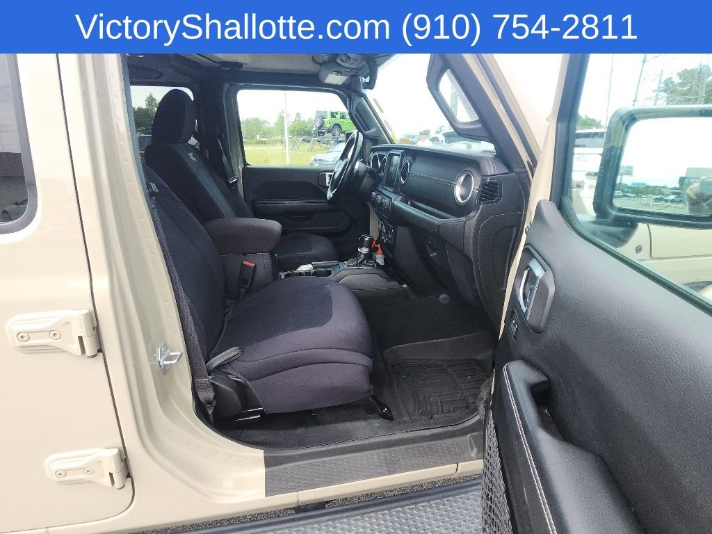 Used 2020 Jeep Gladiator Overland AWD/4WD image 28