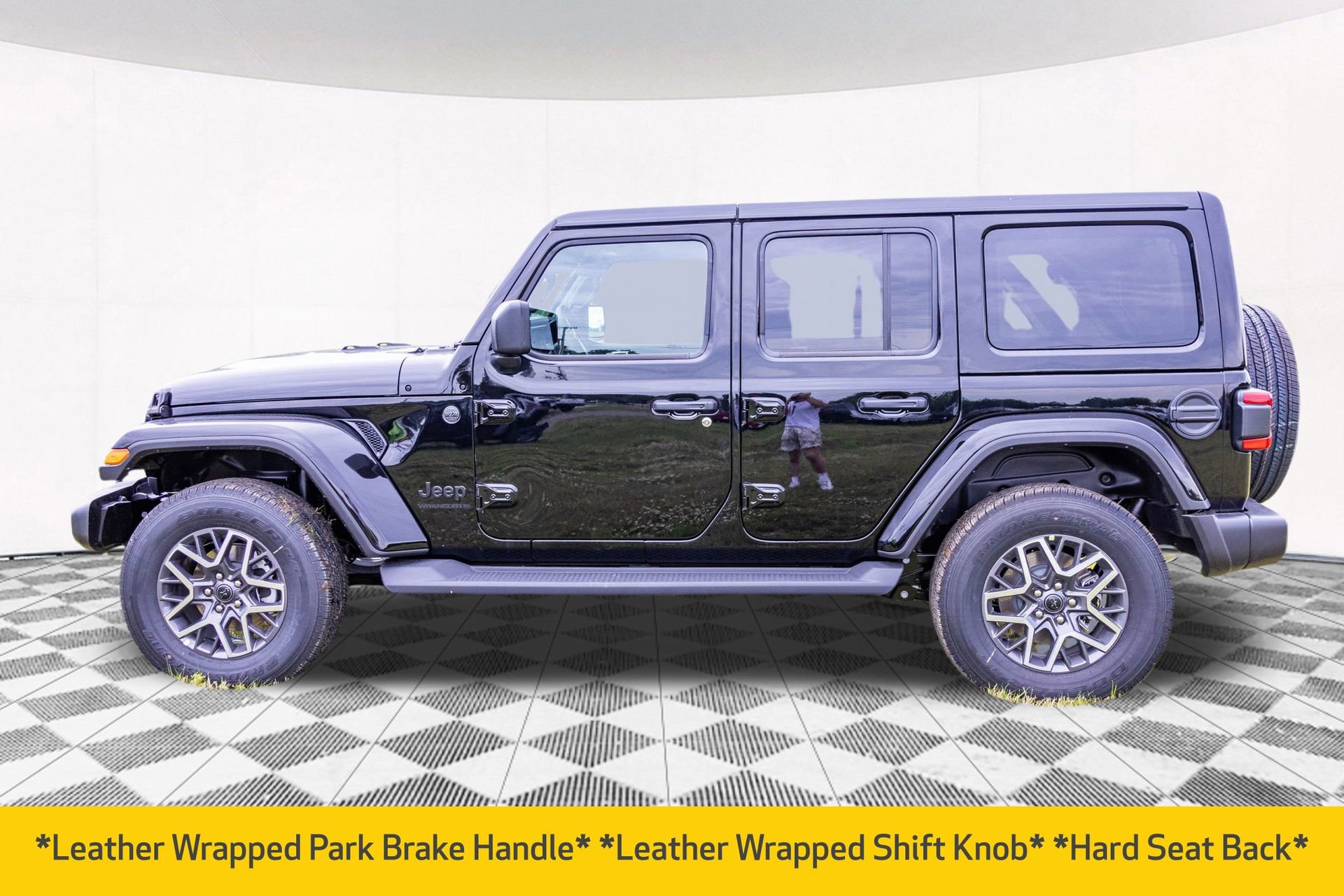 New 2025 Jeep Wrangler Sahara image 14