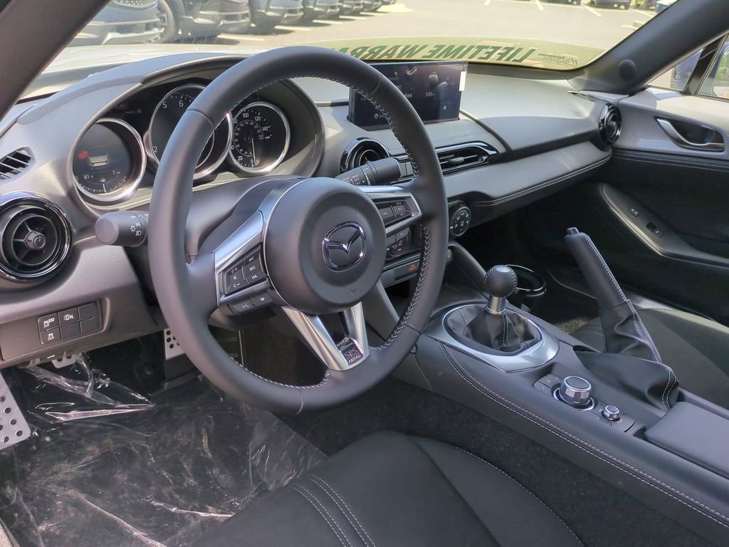 New 2026 MAZDA MX-5 Miata Club w/ Interior Package RWD image 14