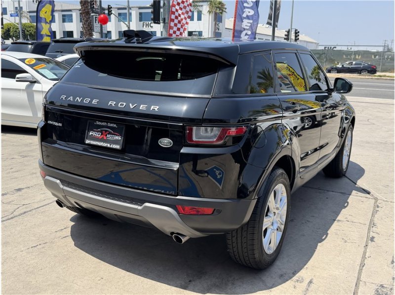 Used 2018 Land Rover Range Rover Evoque SE AWD/4WD image 55